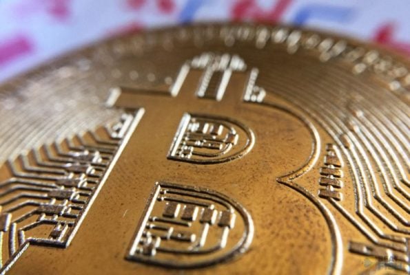 What Does Recent Bitcoin Crash Mean for the Poker Community?