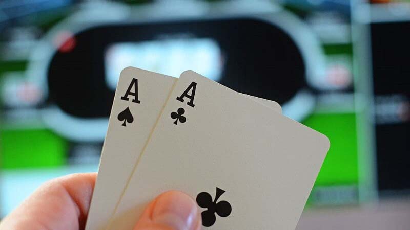 Hoogland Nebu Eigenwijs The Easiest Ways to Bring Your Home Poker Game Online